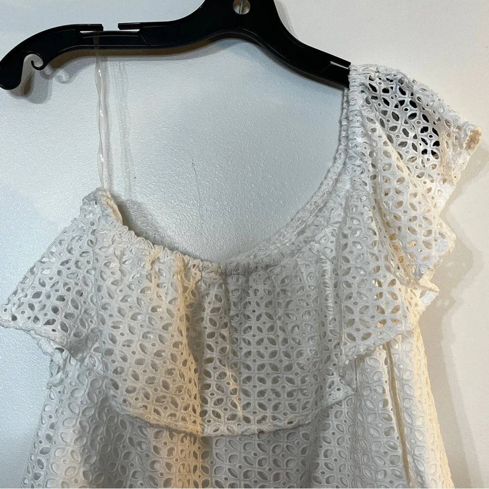 Lauren James Reagan White Eyelet Ruffle Top - Picture 4 of 8